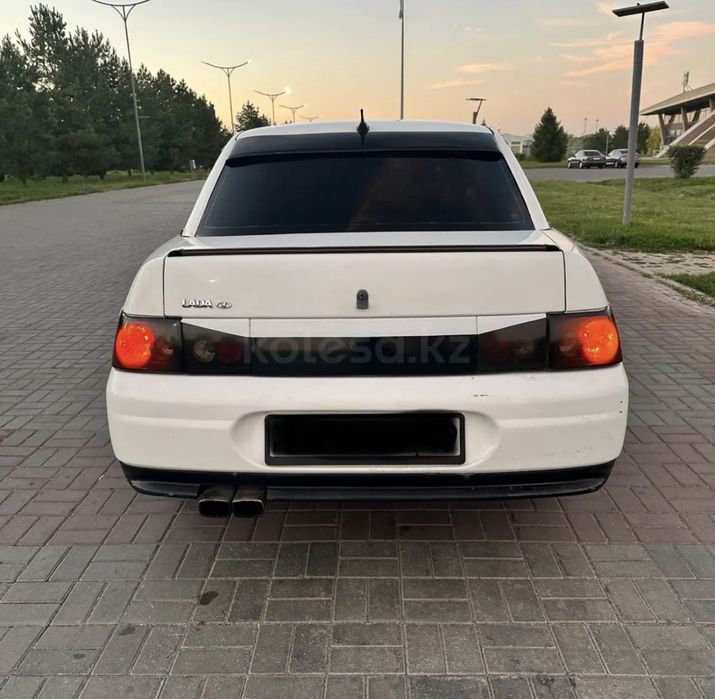 Автотранспорт Ваз 2110 LADA