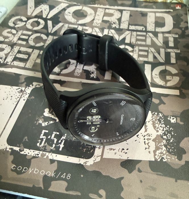 Garmin Vivomove Sport