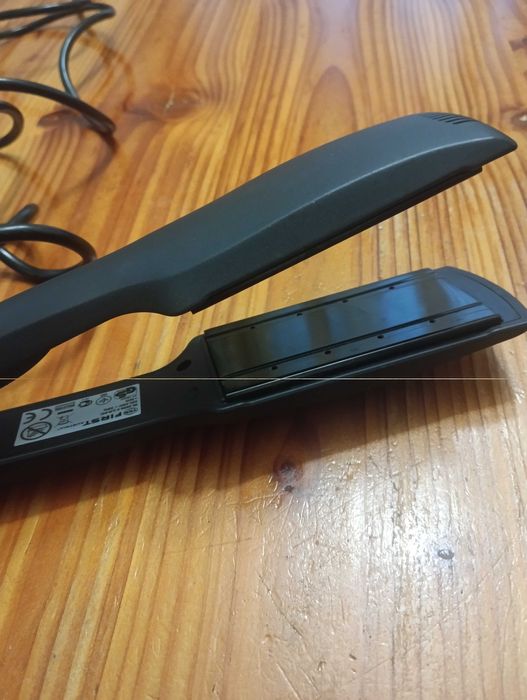 Преса за изправяне на коса керамична