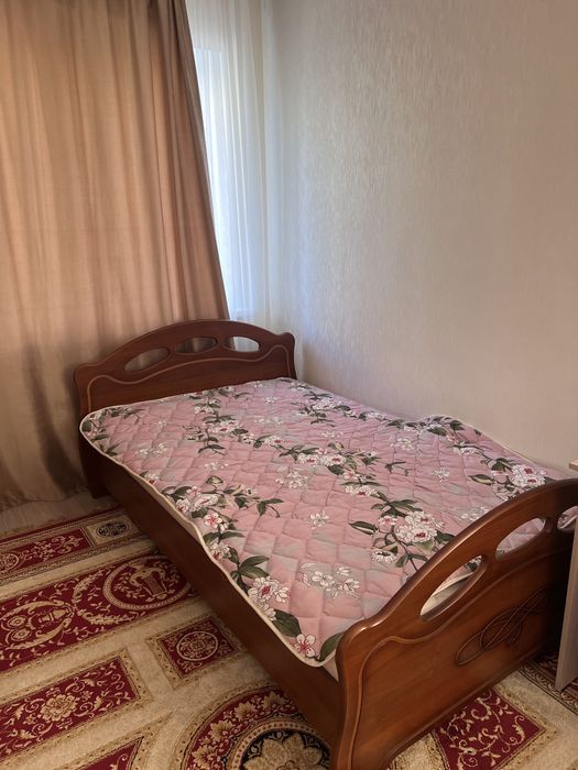 продам Гарнитур спальный