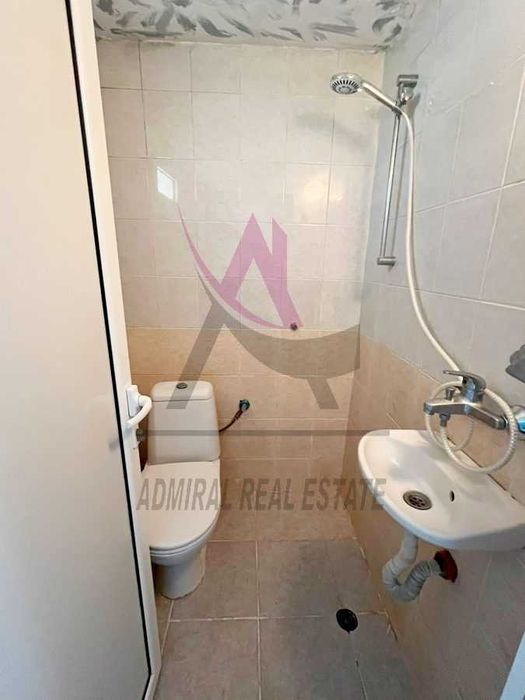 Дава се под наем Двустаен апартамент в Варна, Цветен квартал - 55 кв.м за 368 € - Снимка #3