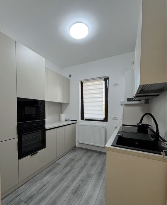De închiriat - apartament cu 2 camere (disponibil începând cu 1 octombrie 2026)