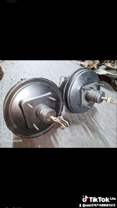 Лексус RX300 тормозной вакуум