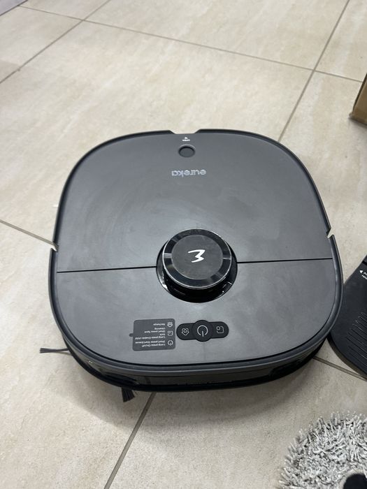 Aspirator robot EUREKA J12 Ultra cu funcție de mop - Negru