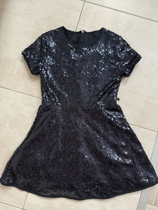 Детска рокля с пайети