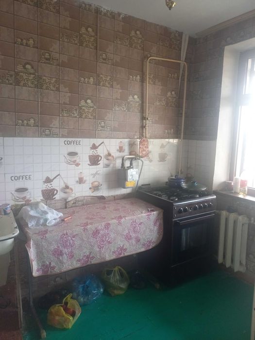 2 хонали квартира сотилади.