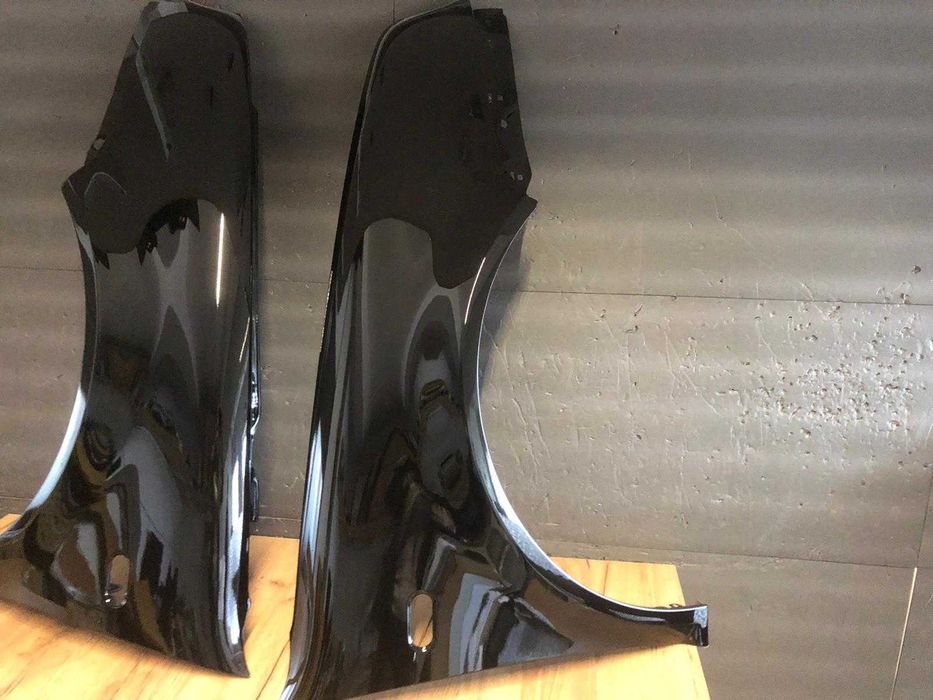 Aripa Fata Dreapta & Stanga VW Golf 4/IV 1998-2004 (L041 (Negru))