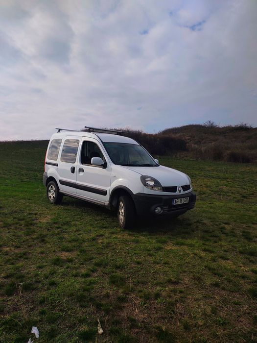 Vând Renault kangoo 4x4 2008 1.6 16v 95cp