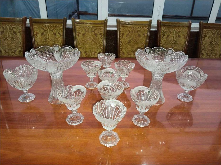 Kristall va milliy naqshli servis to‘plami – 2 mln so‘m