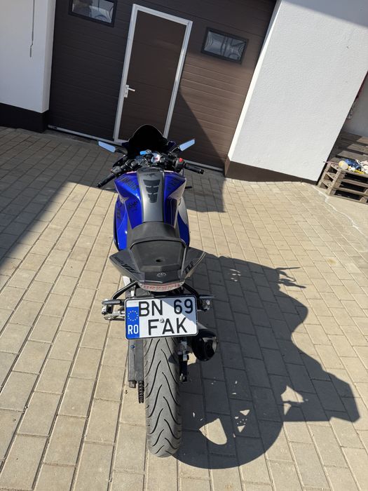 Yamaha yzf r125 2013
