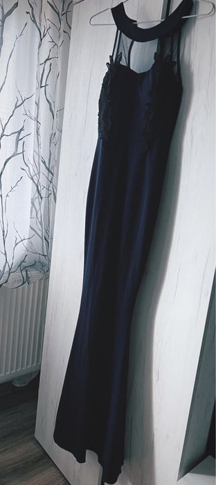 De vânzare rochie dama