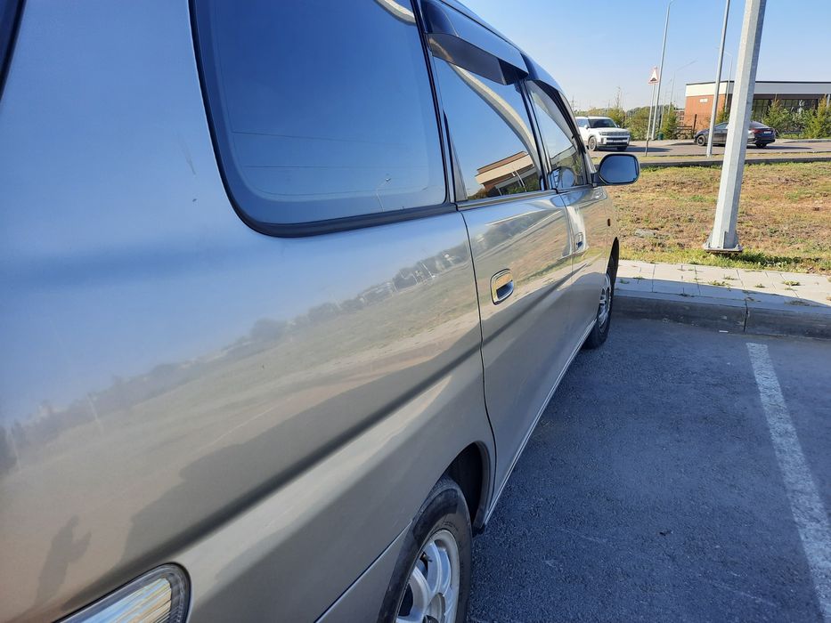 Toyota gaia ( ipsum )