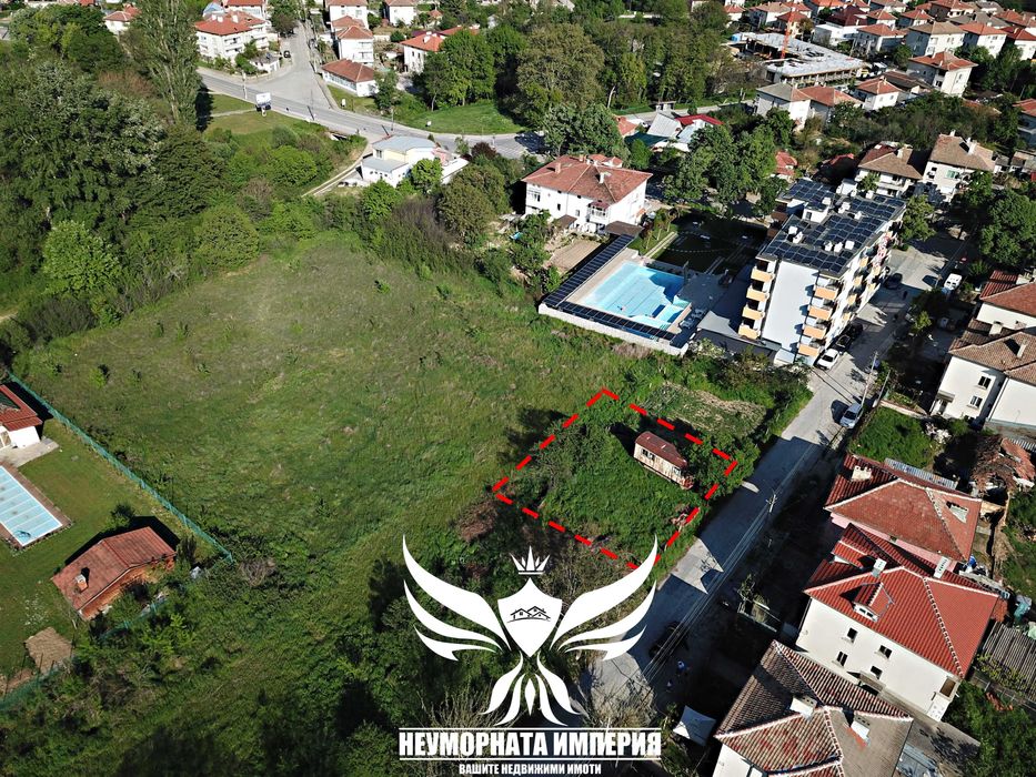 Продавам парцел 236кв.м. в гр.Хисаря, обл.Пловдив статут УПИ