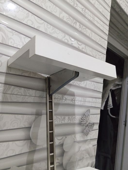 Продам полки по 10 тысяч