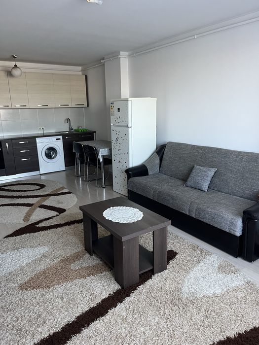 Apartament de închiriat