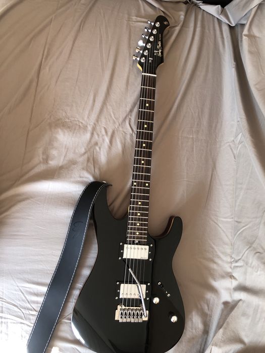 Vand Chitara Electrica Harley Benton