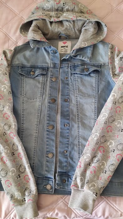 Запазени детски якета