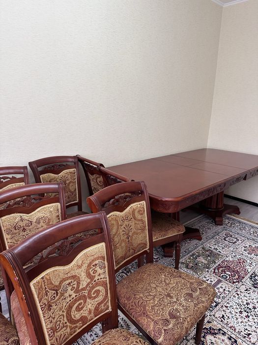 Продам стол со стульями!