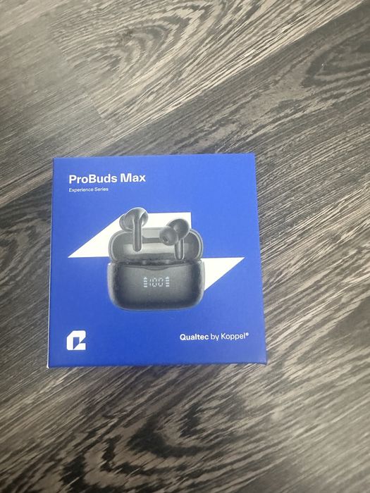 Vand casti noi negre si roz