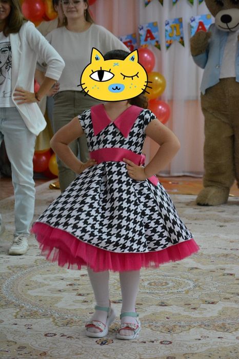 Платье для девочки на 7 лет