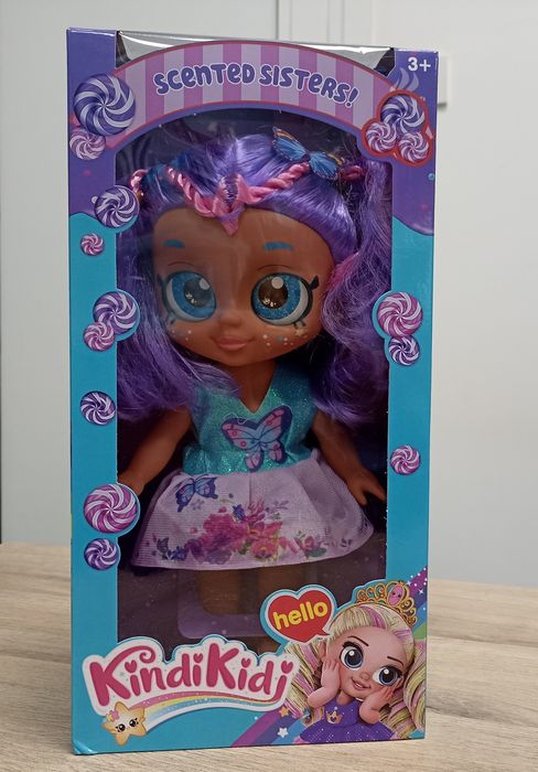 Кукла с поклащаща се глава Kindi Kindi