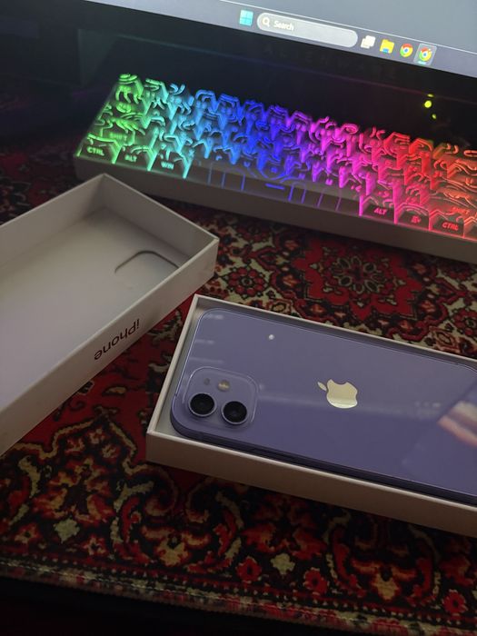 Iphone 12 256 92% baterie