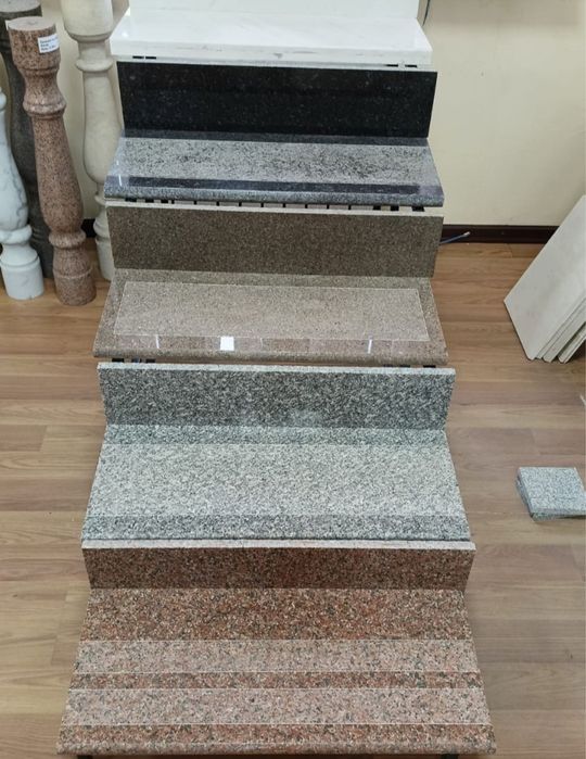 Гранитные плиты. Мрамор. Травертин