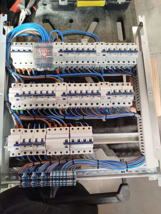 Electrician Autorizat Execut lucrari