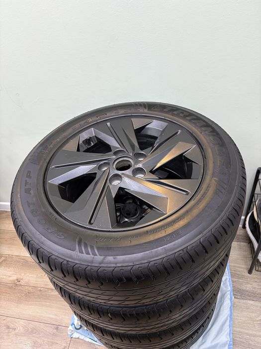 Комплект шины 215/60/16
