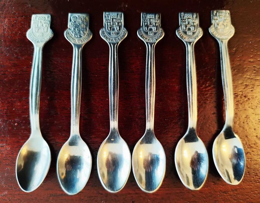 За бебето Лъжички.Комплект от 6 броя. Отлични.