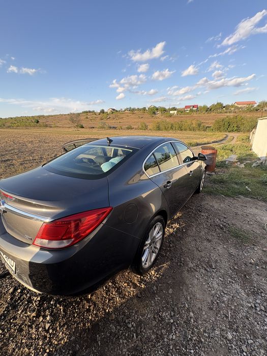 Opel insignia 2011 182 000 km