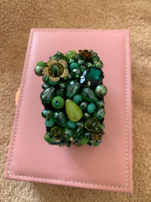 красивая бижутерия