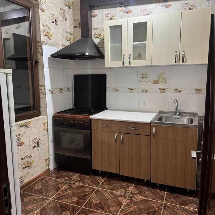 Чиланзар 21. Срочно Продается. 2 х комнатная квартира