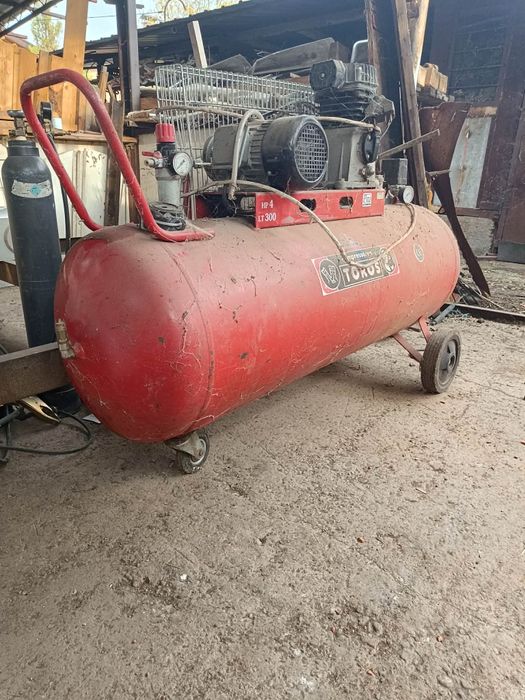 Въздушен компресор