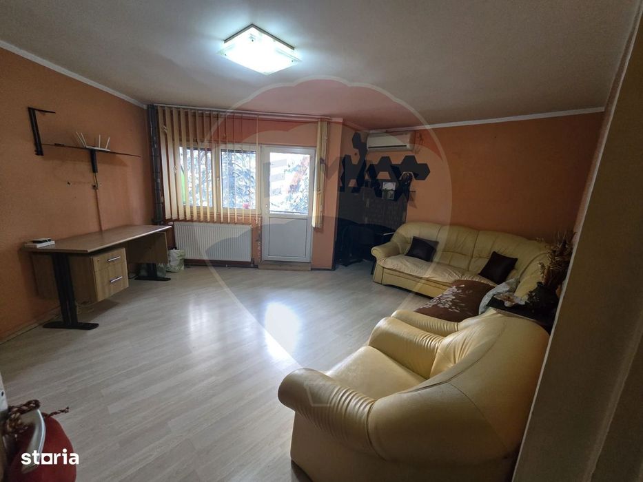 Apartament 2 camere-zona Miorita, Micalaca