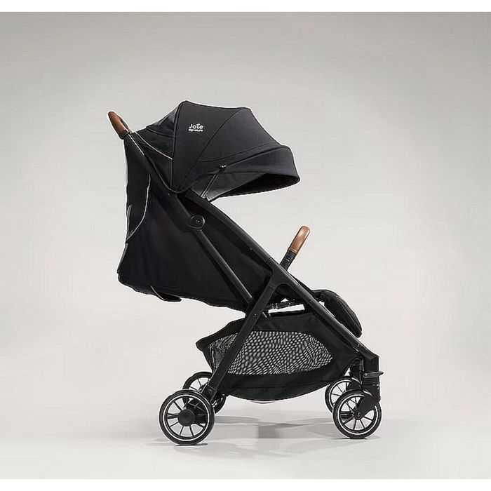 Продам коляску Joie