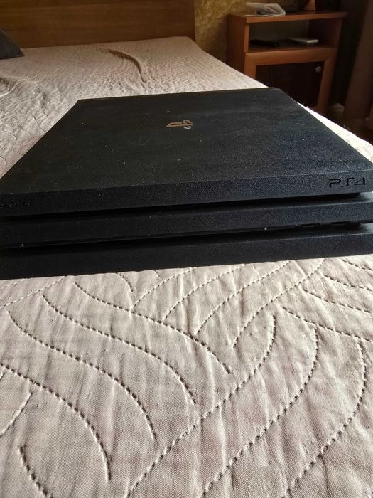 Playstation 4 pro 2дж. Uncharted collection