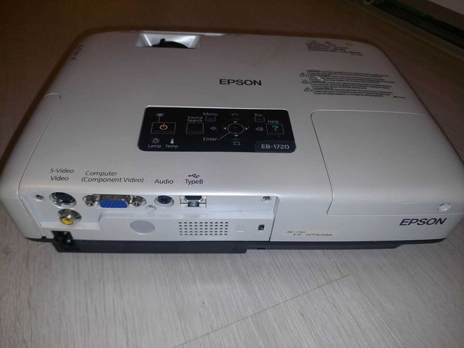 Videoproiector profesional Epson EB-1720 H269B