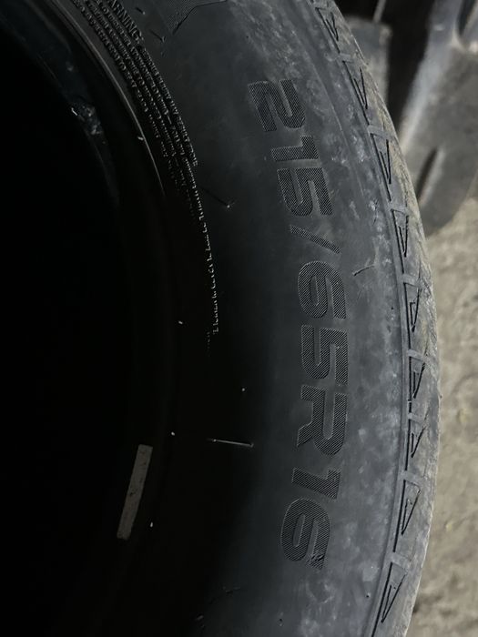 Продам б/у шины R16 215/65 4шт.