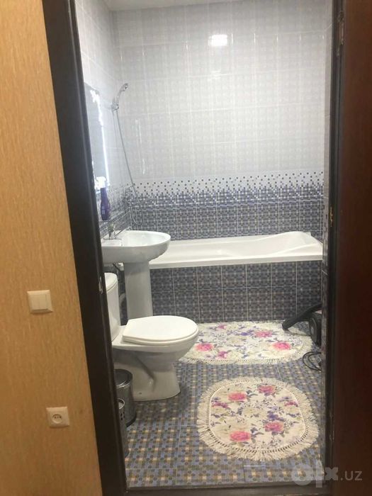 Продается квартира Своя.Центр первый этаж