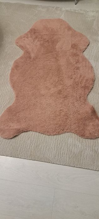 Пътечка прюшена супер мекичкаа