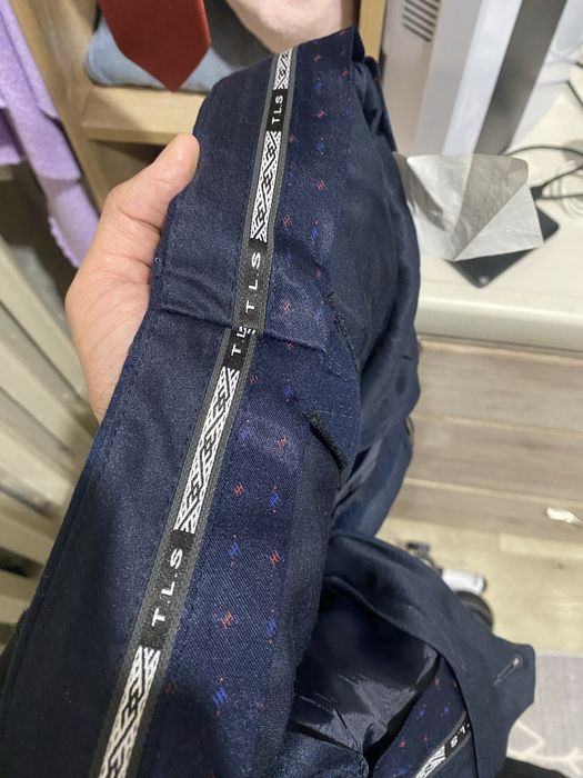 Костюм тройка…..