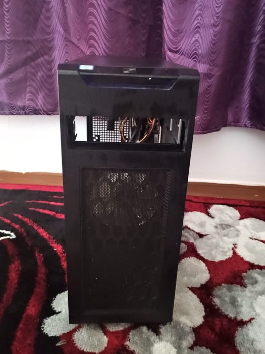 Schimb PC slab pe un laptop