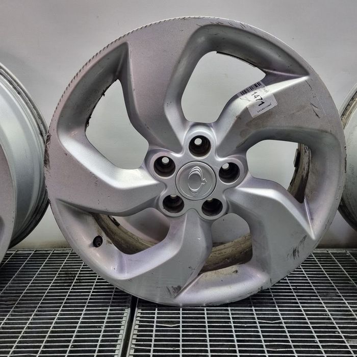Jante aliaj SsangYong Tivoli 2015 - 2019 (1471) R18 ET 45.6 5X112.3