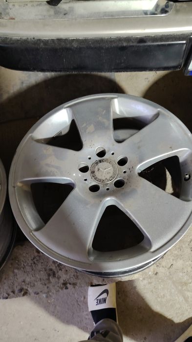 Продам диски  на мерс