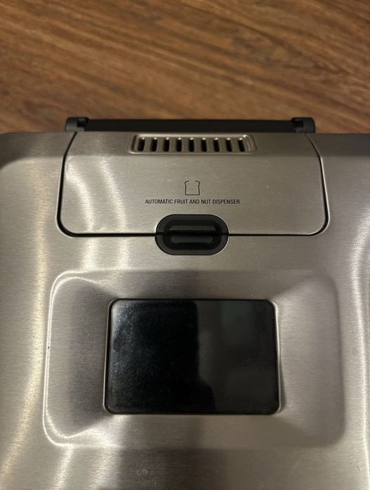 Новая хлебопечь BORK X800.