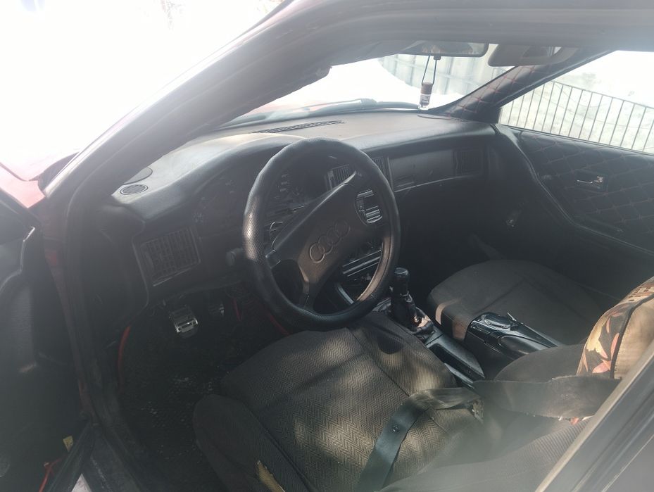 Продам Ауди 80 б3