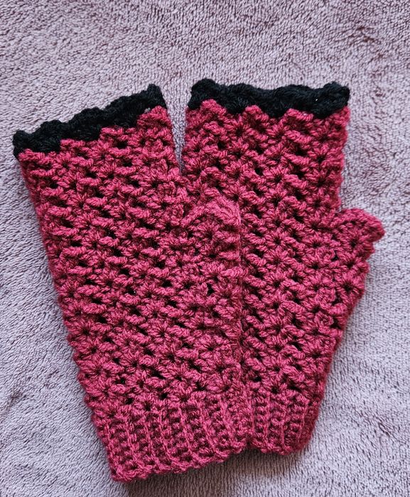 Ръкавици, плетени на една кука
