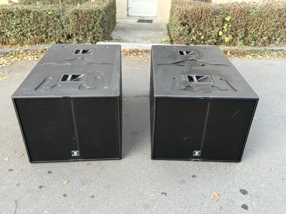 Vand basi dynacord V18