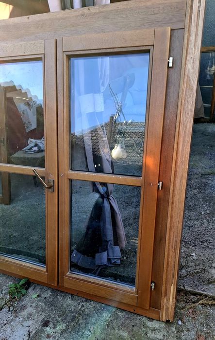 Geam termopan din lemn cu rama